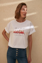 Chargez l&#39;image dans la visionneuse de la galerie, Trendyol Vrouwen Katoenen T-shirt Print Gedetailleerde Vriendje Tops Vrouwen Gebreide Tshirt TWOSS20TS0231
